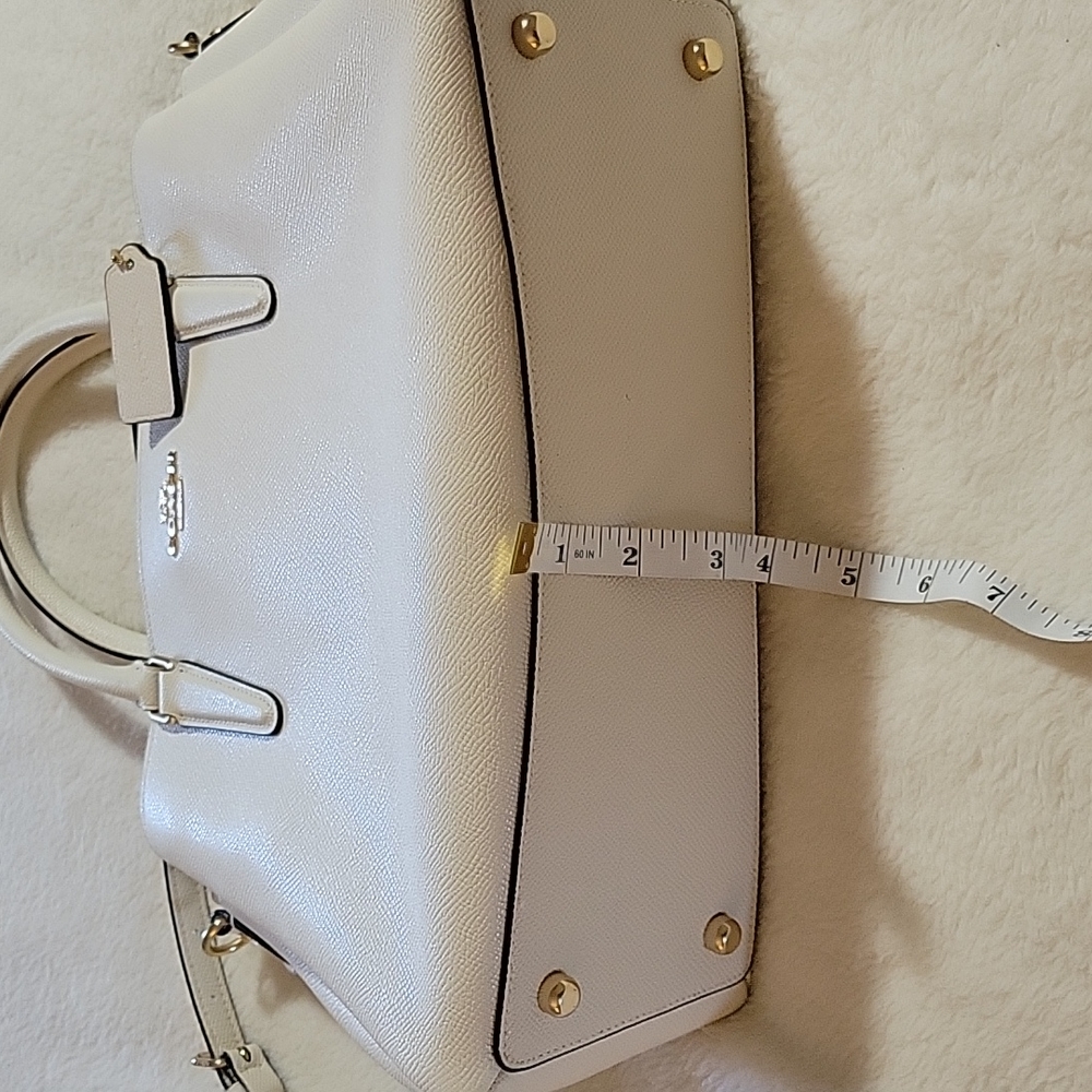 🌸HOST PICK🌸COACH MINI - LILLIE CARYALL BAG - Picture 8 of 16